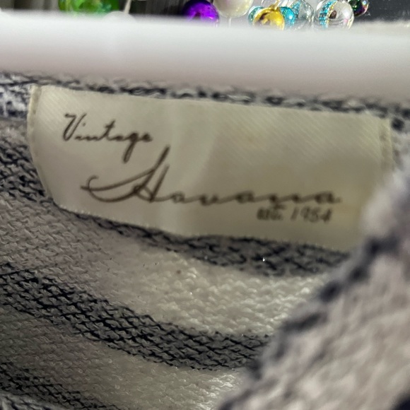 Vintage Havana kinda off shoulder sweater size medium - Picture 2 of 2